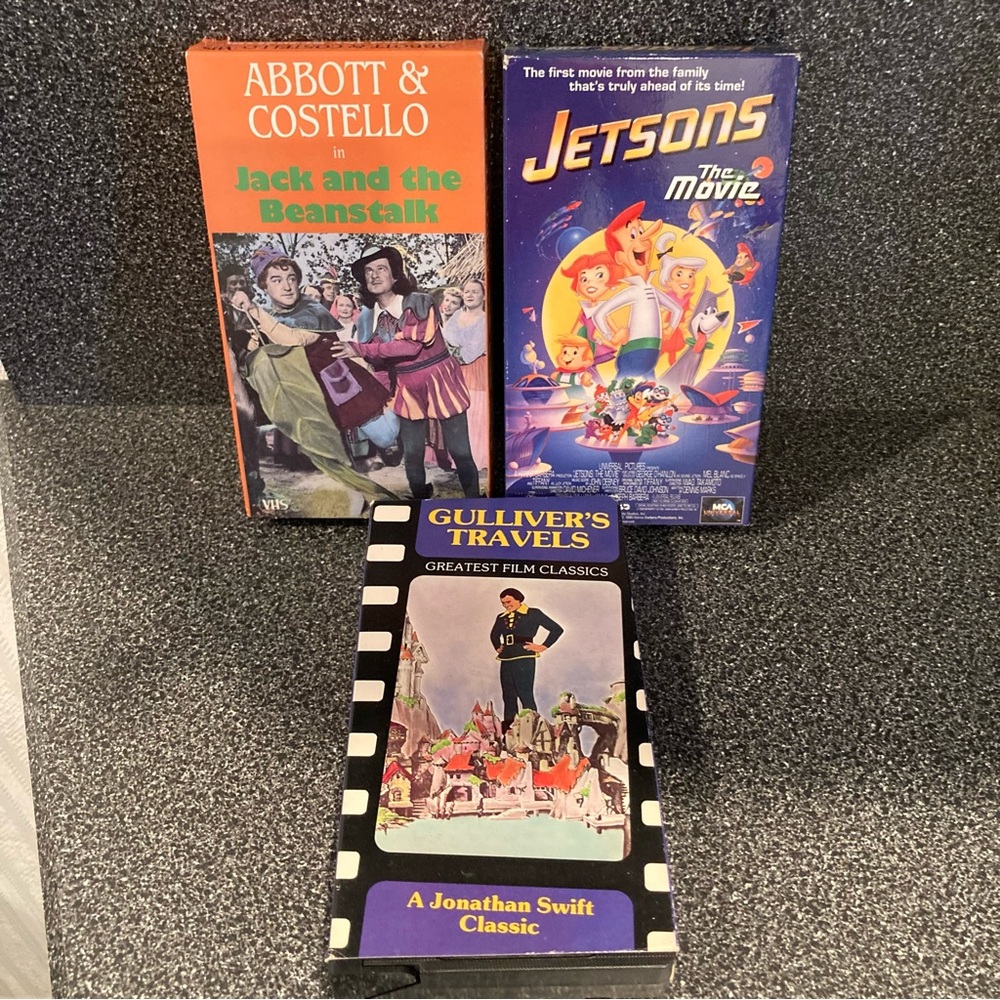 Bundle of 3 Classic Kids/Comedy Video tapes
